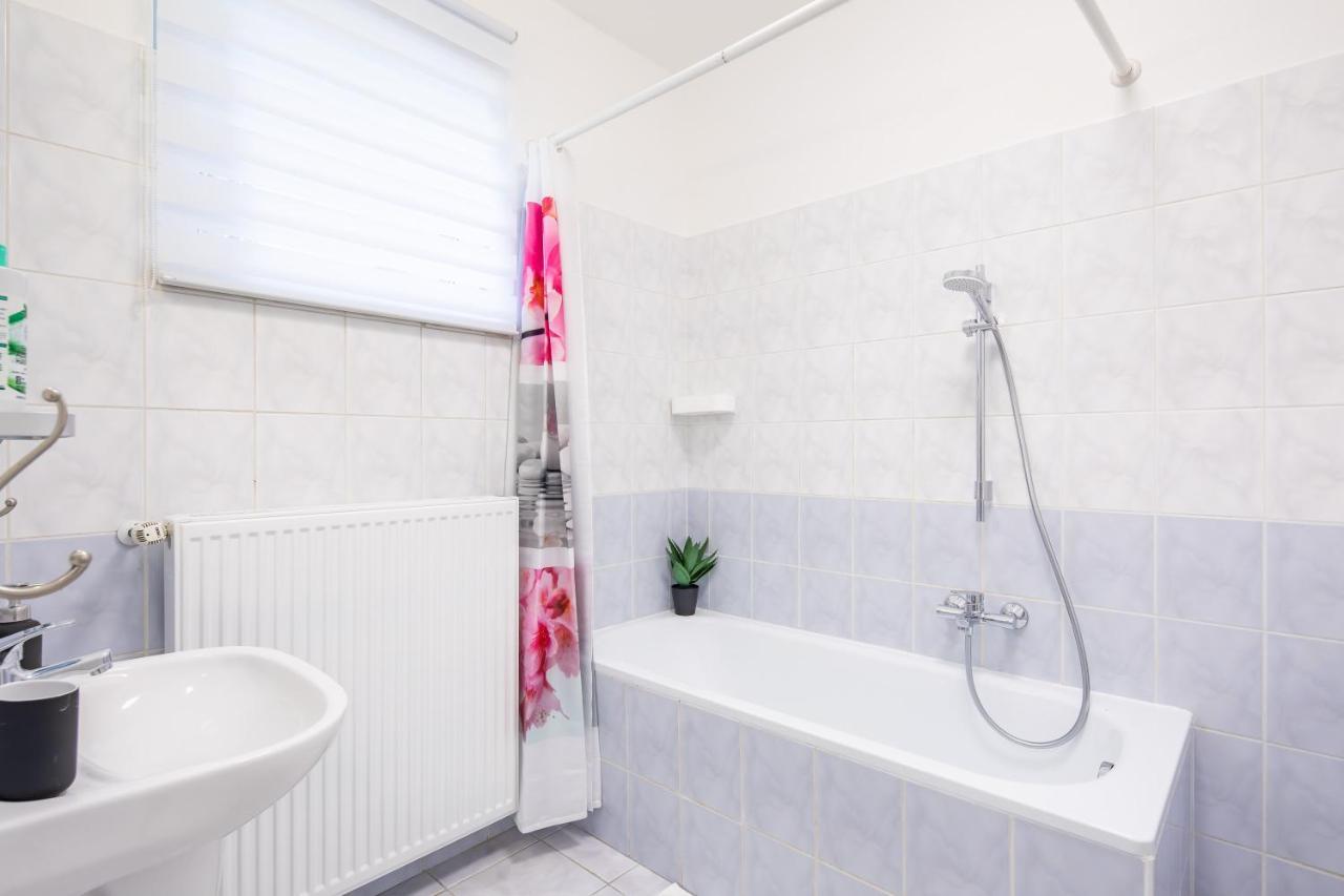Two Bedrooms With Free Garage In The Downtown * Budapeste