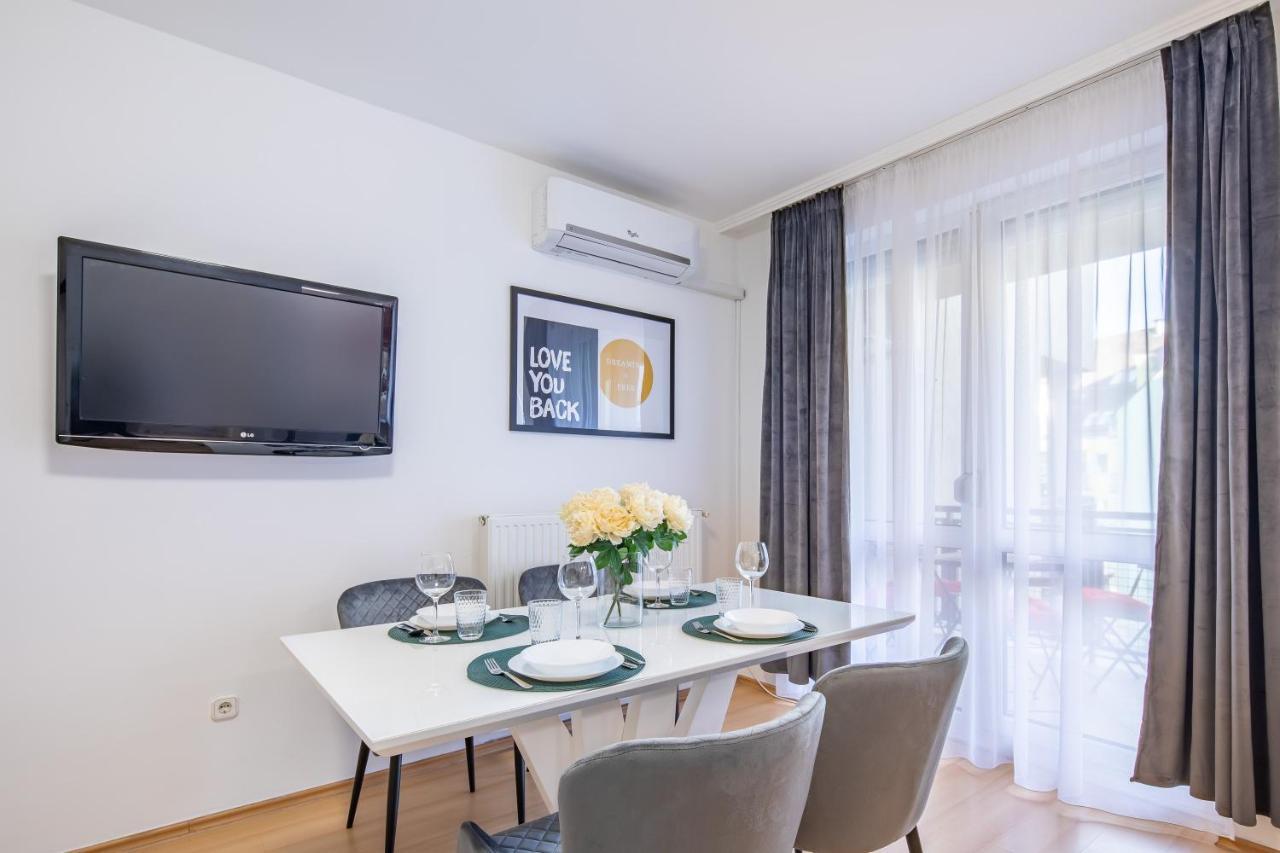 Two Bedrooms With Free Garage In The Downtown Budapeste