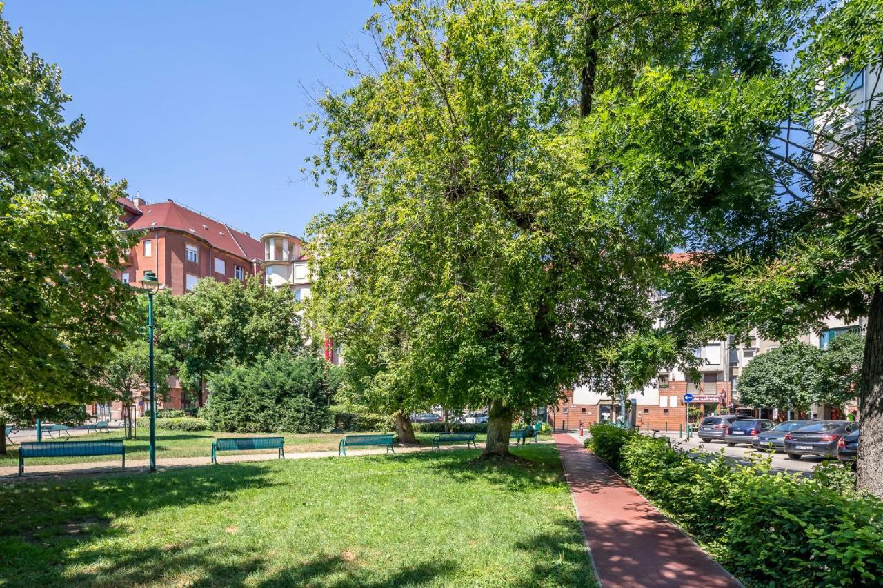 Two Bedrooms With Free Garage In The Downtown Apartamento *