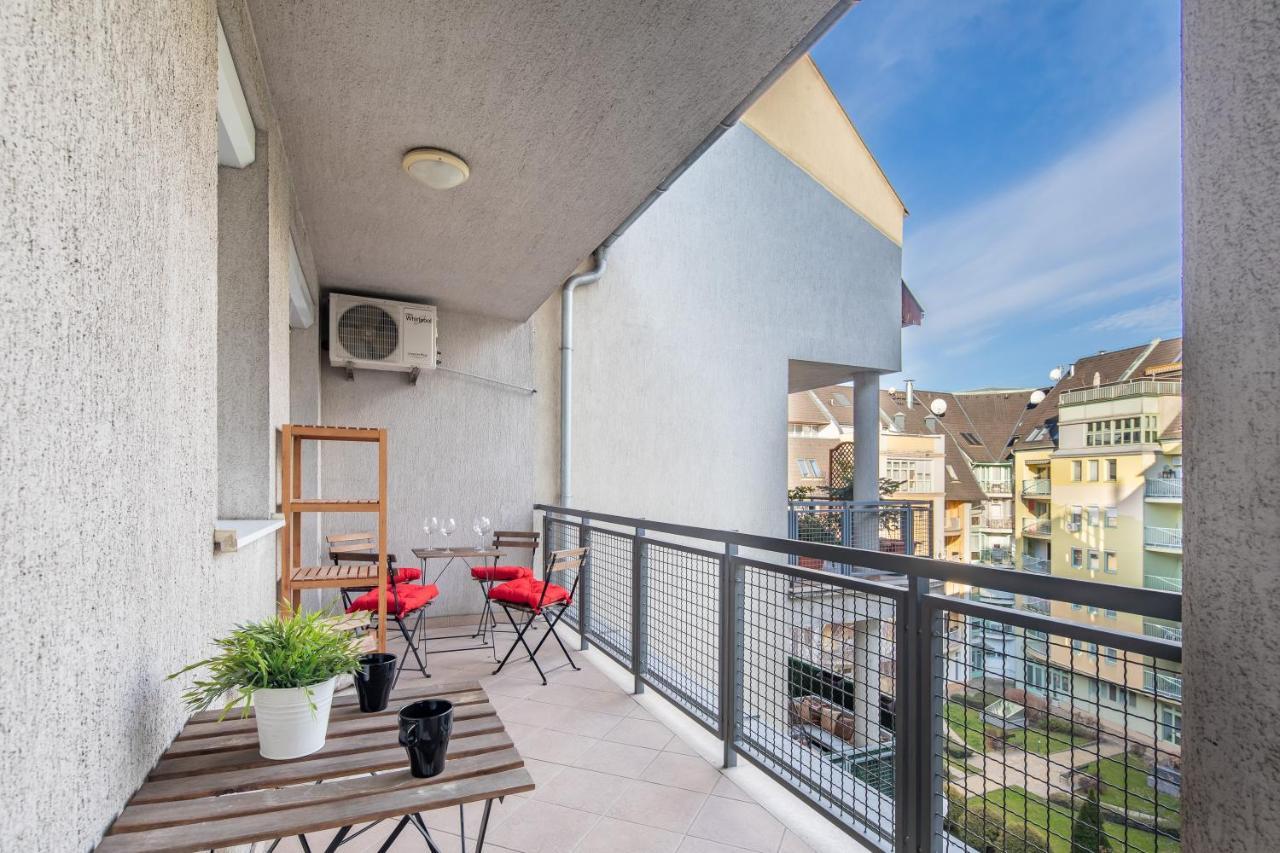 Apartamento Two Bedrooms With Free Garage In The Downtown Budapeste